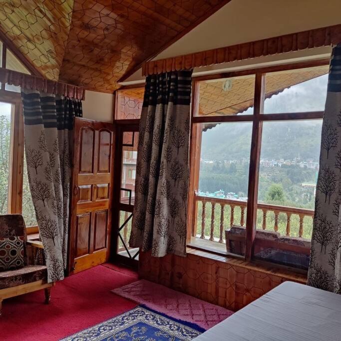 Aroma Taru Villa / Cottage ,Manali Manāli Exterior foto